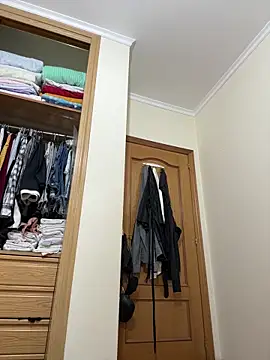 soli-lov Live XXX Chat