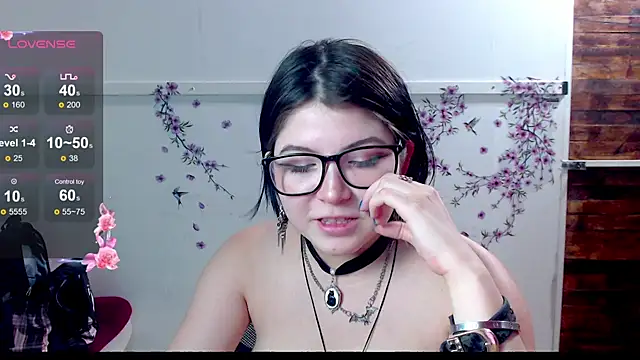 Ginebra_Sensual live XXX chat