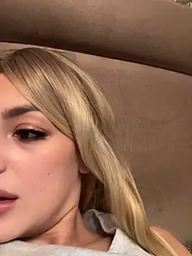 SashaPri Chat XXX in diretta