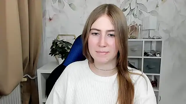 Czat XXX na żywo  – candy_Megan