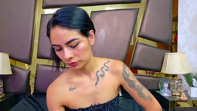 Chat XXX en directo de NicoleEsposito