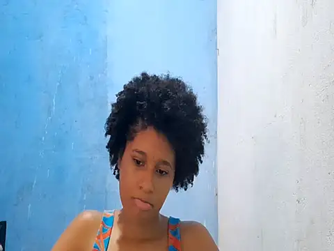 Chat XXX en directo de MadelynStamant