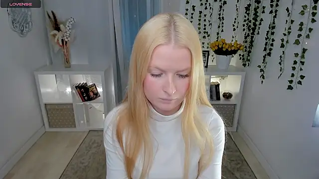 Chatroom XXX en direct de Laly_Peach