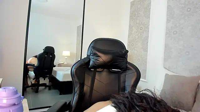 evelin_villan Chat XXX in diretta