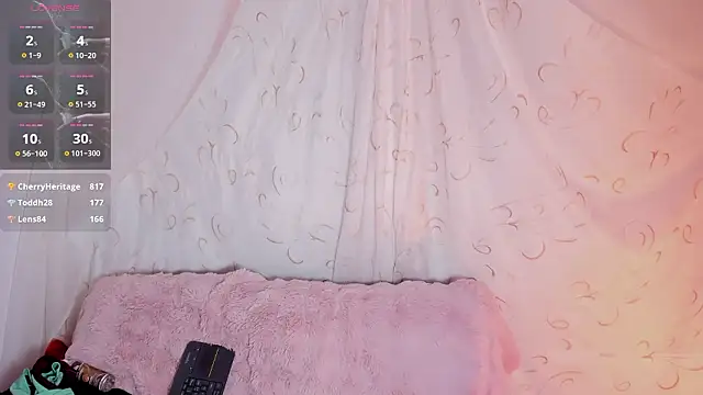 Chat XXX en directo de KuraiBi