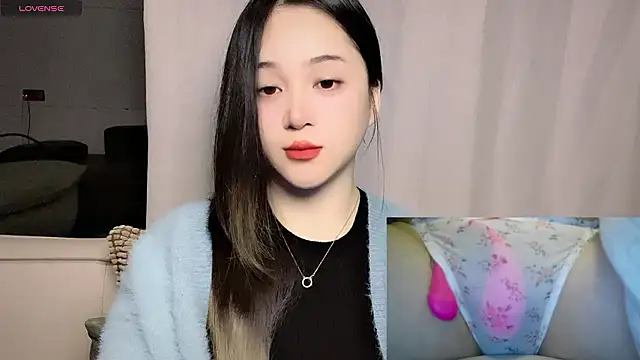 woaiqinqin's Live XXX Chat