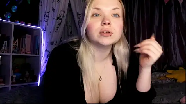 AnimeGirl67のライブXXXチャット