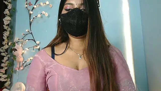 Reena_Singh53 Show in webcam