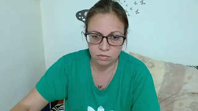 Онлайн чат XXX LadyHellene