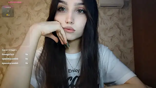 Qwami_Amien Live XXX chat