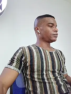 AlaskanCornpone Show in webcam