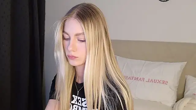 GabriellaOlsen Adlı Modelin Canlı XXX Sohbeti