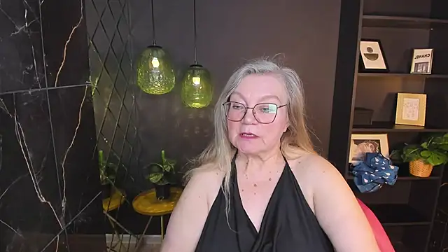 NataliMellow: онлайн-секс-чат