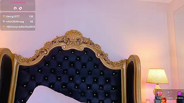 AdelinaVans 网络视讯表演