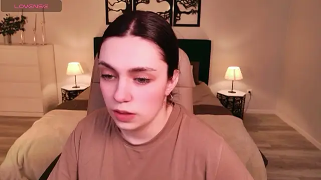 DaniellaLovely élő XXX-chatje