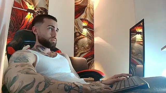 Luke_davis01: διαδικτυακό σόου στην κάμερα