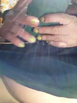 Huge_mama69 Live XXX Chat