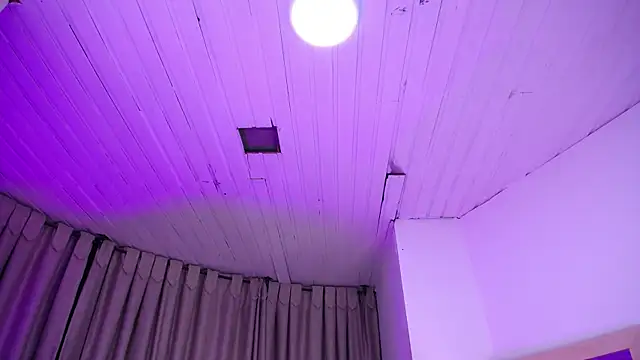 Tamararosses' Live XXX Chat