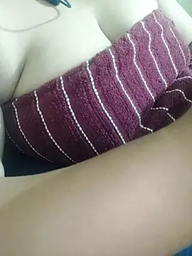 Chat +18 de NISHA_SPICY ao vivo