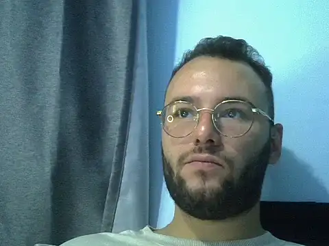 Show de piazaocwb23 na webcam