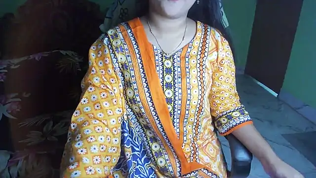 Chat +18 de BengaliQueenStar ao vivo