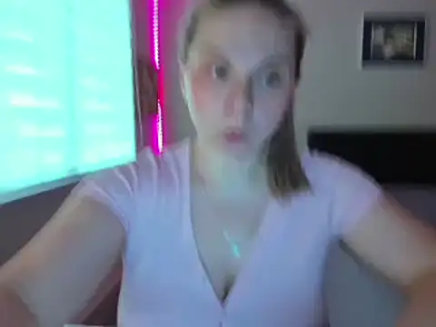 XXX chat uživo modela callme_iva