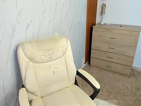 aleja_belle élő XXX-chatje