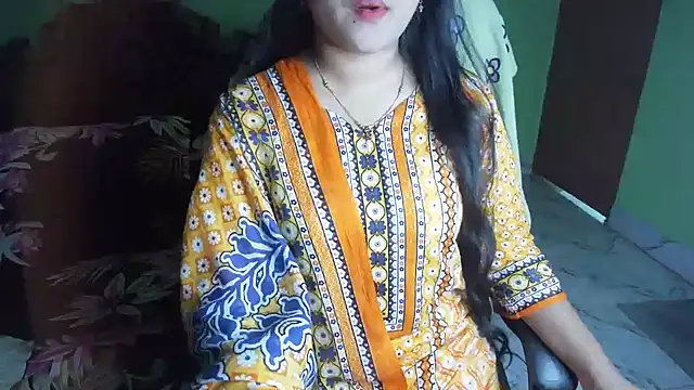 BengaliQueenStar's Live XXX Chat