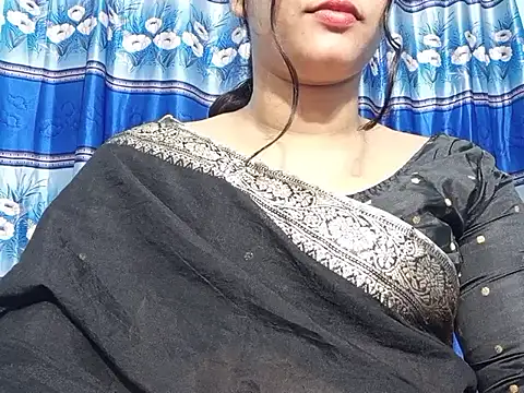 Emma_4433 Pertunjukan Webcam