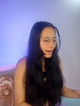 NayeCloud Obrolan Langsung XXX