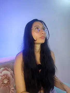 Chat XXX ao vivo de NayeCloud