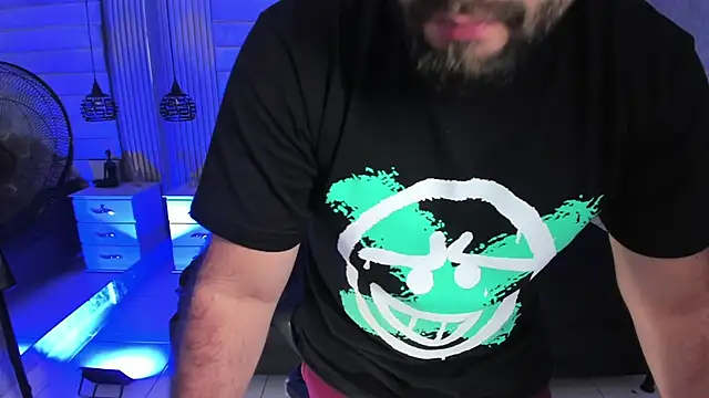 jhon_bear03 élő XXX-chatje