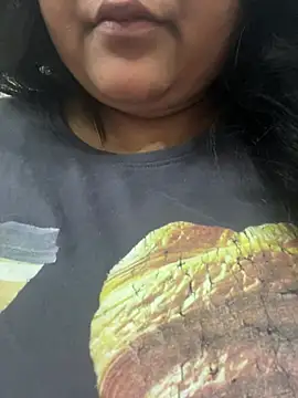 Онлайн чат XXX radhikkaa