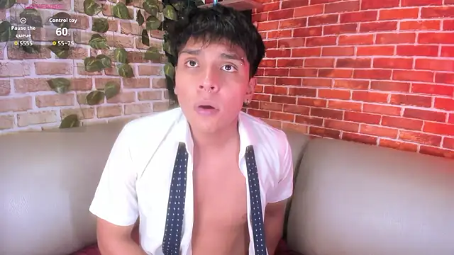 Thiago_Kozak Adlı Modelin Canlı XXX Sohbeti