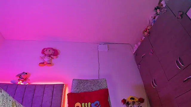 Онлайн чат XXX hot_Dariana_pantyhose