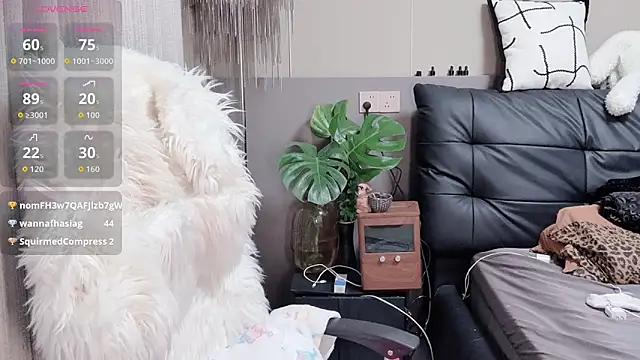 Aichinaitang168 网络视讯表演