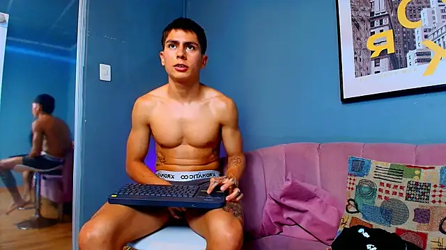 XXX chat uživo modela Aron_pulse