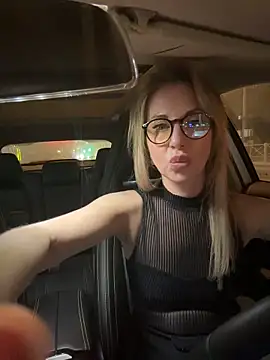 LisaMurr – Naživo XXX chat