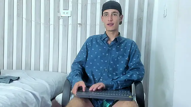 XXX chat uživo modela Thiagoduarte_