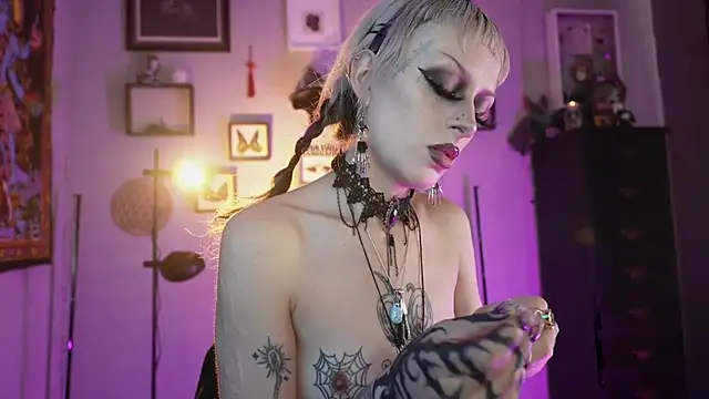 insania_9999_ – Naživo XXX chat