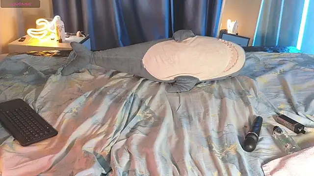 alicekek: онлайн-секс-чат