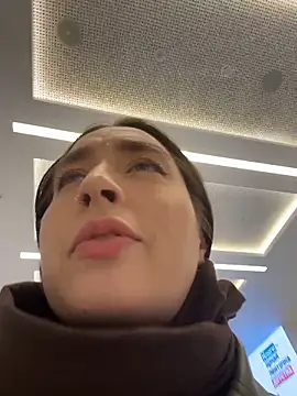 Holly_Play Obrolan Langsung XXX