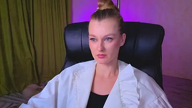 Chatroom XXX en direct de MysticVenus_