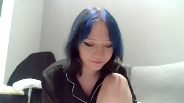 Shine_Luna: онлайн-секс-чат