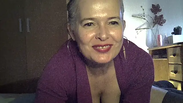 Chatroom XXX en direct de Laura-Parker