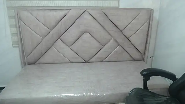 Chatroom XXX en direct de Saray_Cute_v