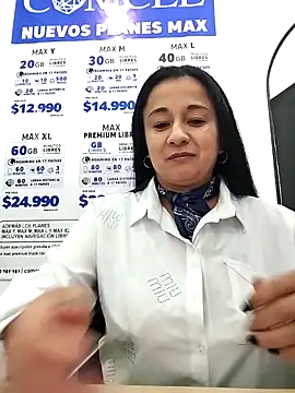 دردشة Luna--7 الجنسية المباشرة