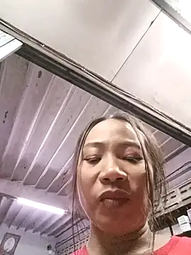 XXX chat uživo modela KinkyKit_May