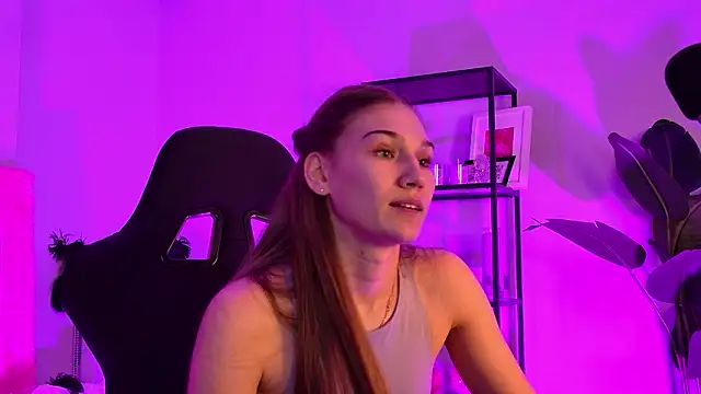 Chat +18 de Sweet_Emilya ao vivo