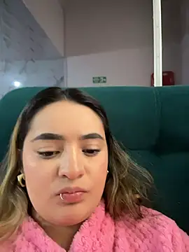 Antonella_Julieta élő XXX-chatje